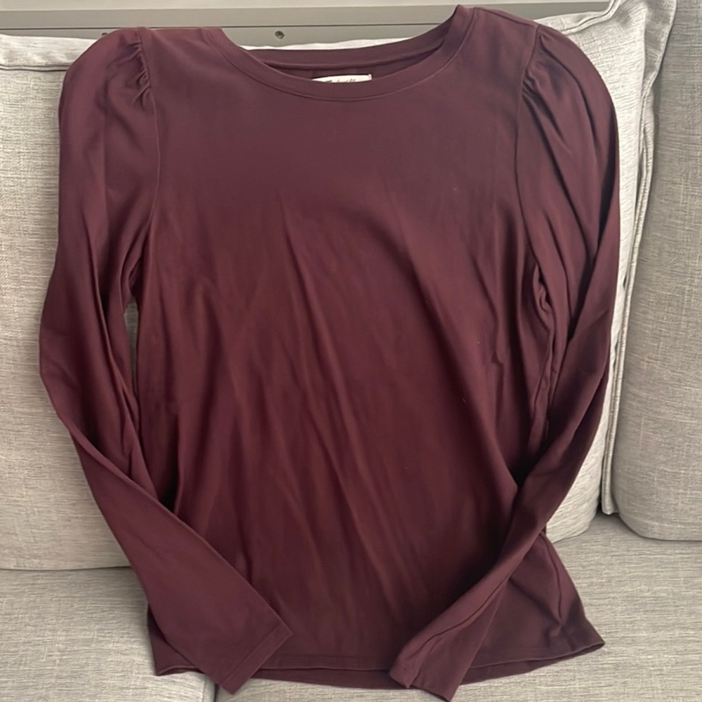 Madewell burgundy puffed sleeve top